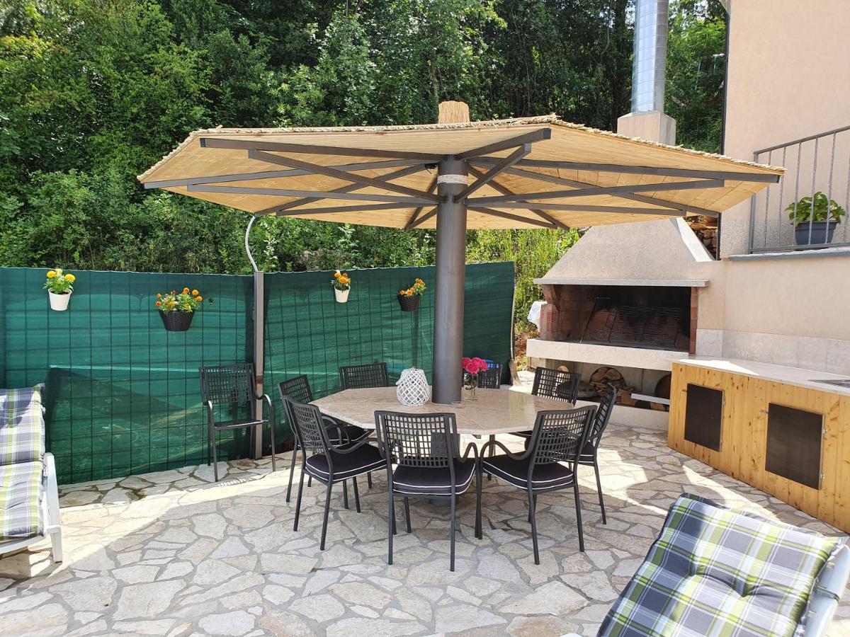 Apartments Kroatien Ловран Екстериор снимка
