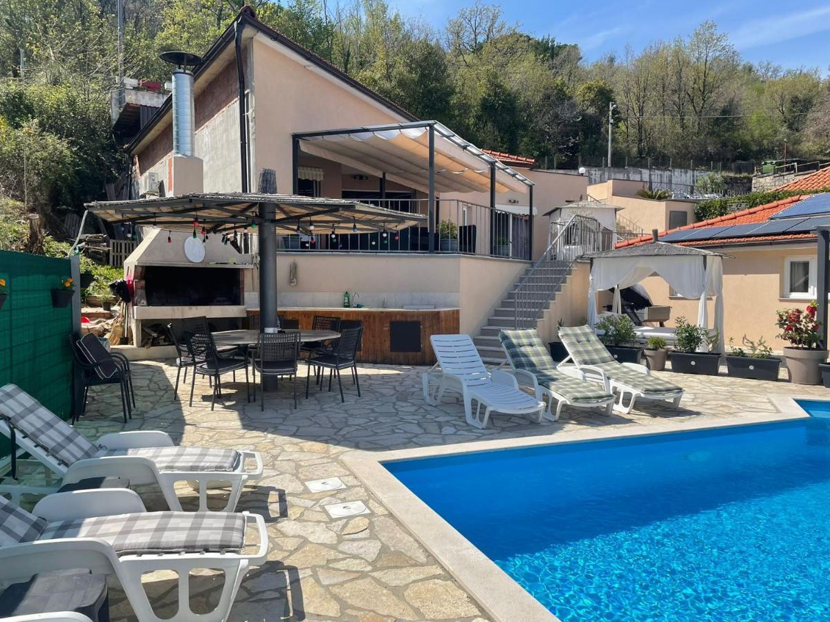 Apartments Kroatien Ловран Екстериор снимка