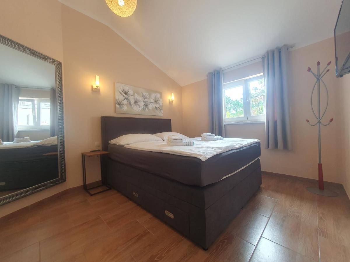 Apartments Kroatien Ловран Екстериор снимка