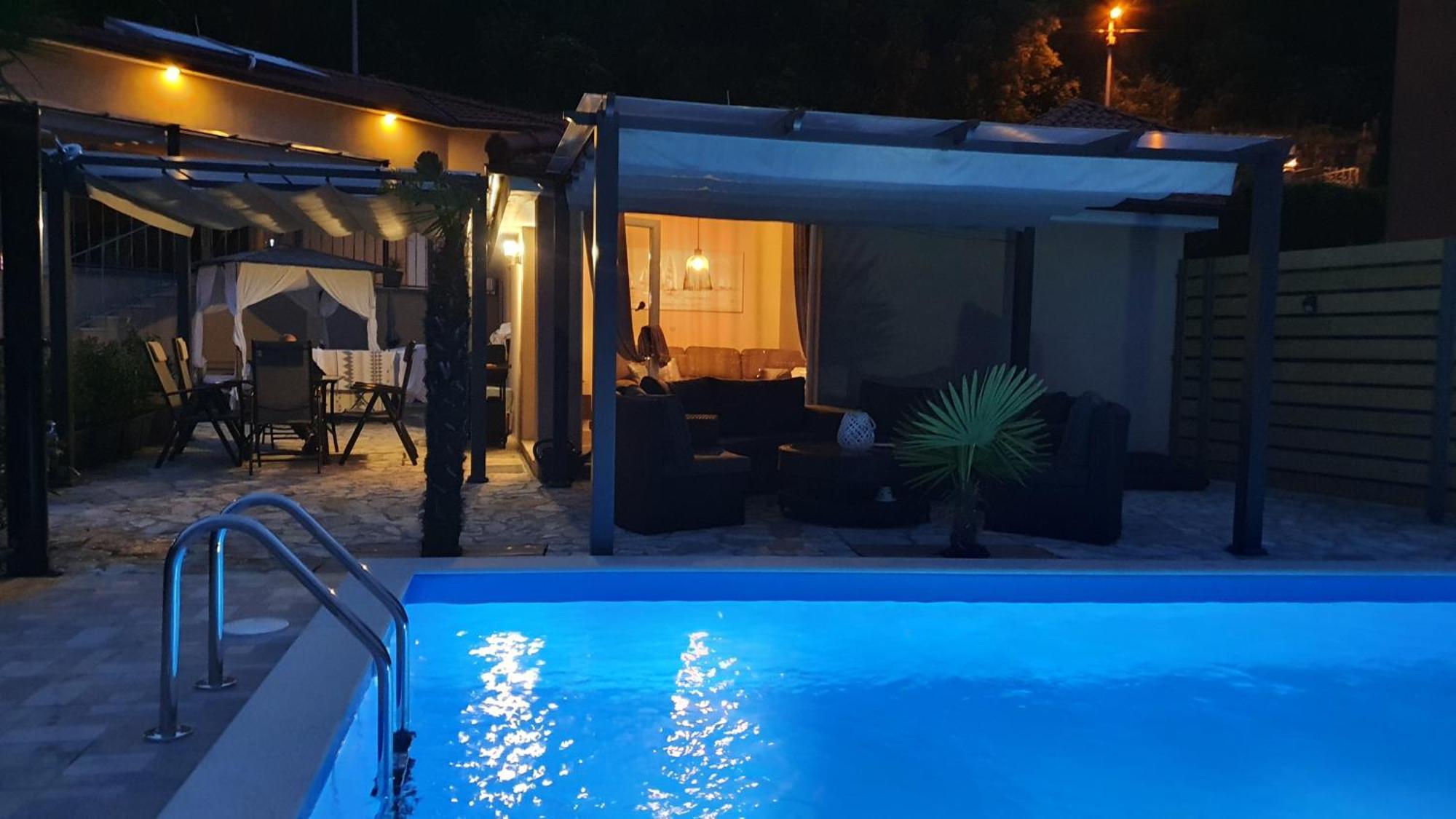 Apartments Kroatien Ловран Стая снимка
