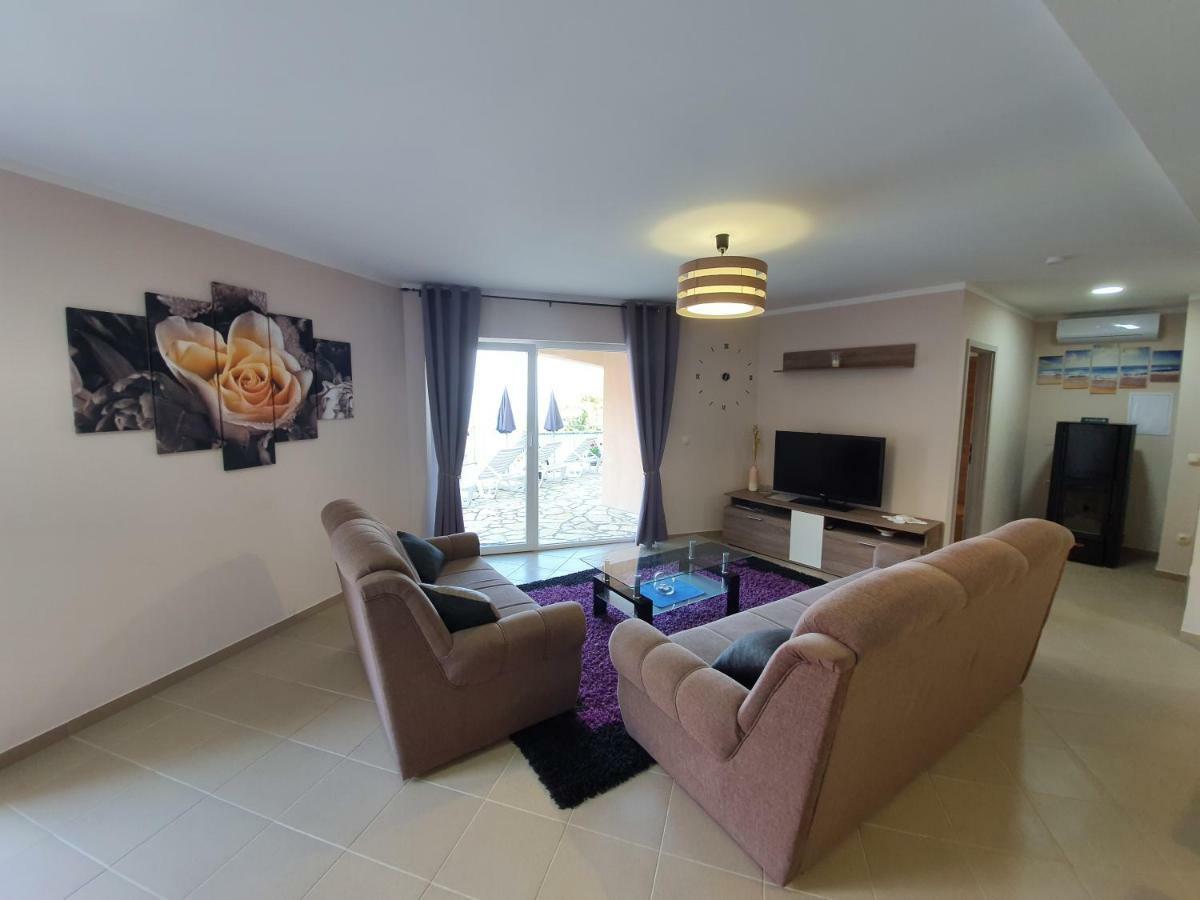 Apartments Kroatien Ловран Екстериор снимка
