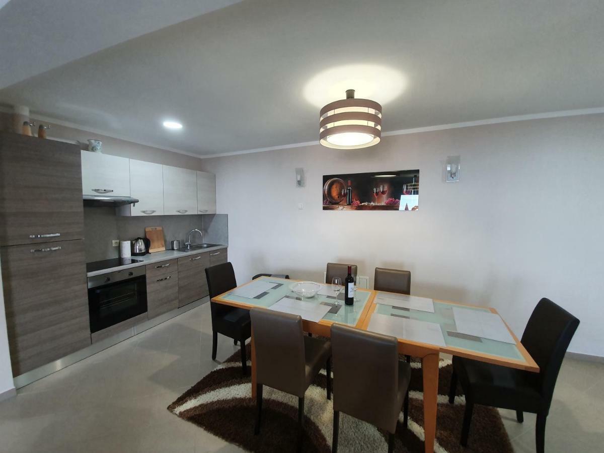 Apartments Kroatien Ловран Екстериор снимка